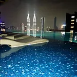 Eaton Residence At Klcc