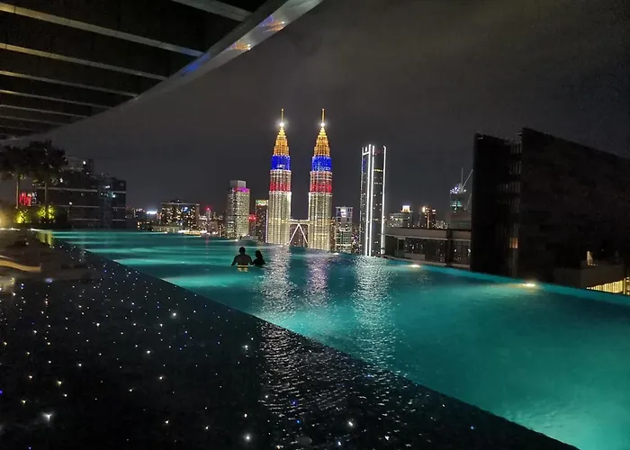 Eaton Residence At Klcc